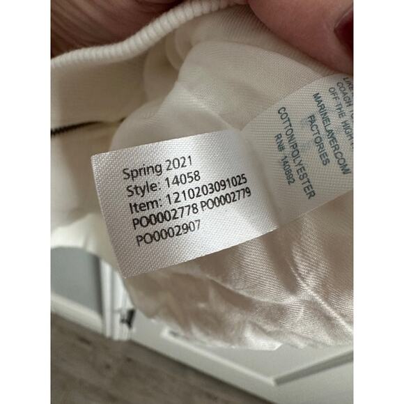 Marine Layer Birdseye Bomber in Cream Full Zip Size: Large - Picture 12 of 12